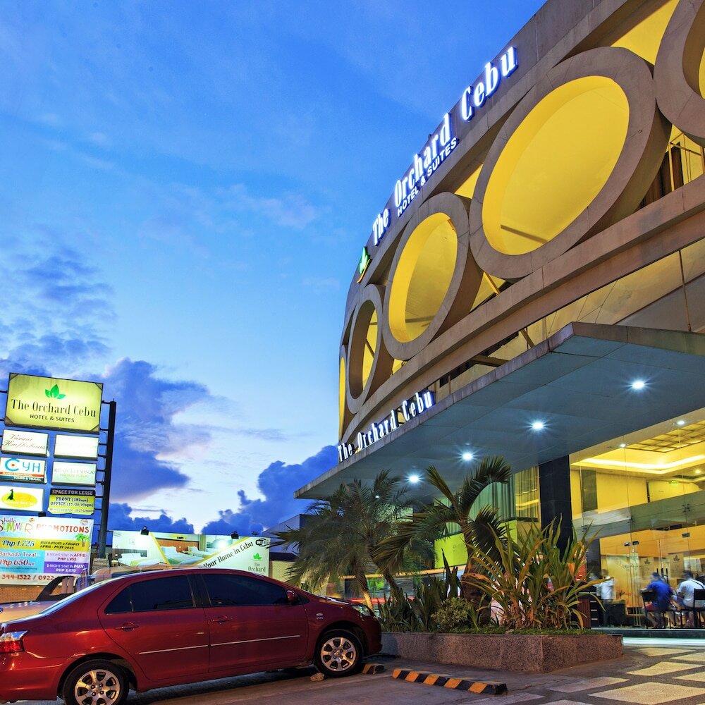 Фото The Orchard Cebu Hotel & Suites
