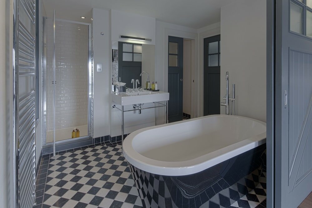 Фото Cheval Old Town Chambers