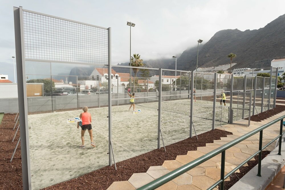 Фото El Marques Palace by Intercorp Hotel Group