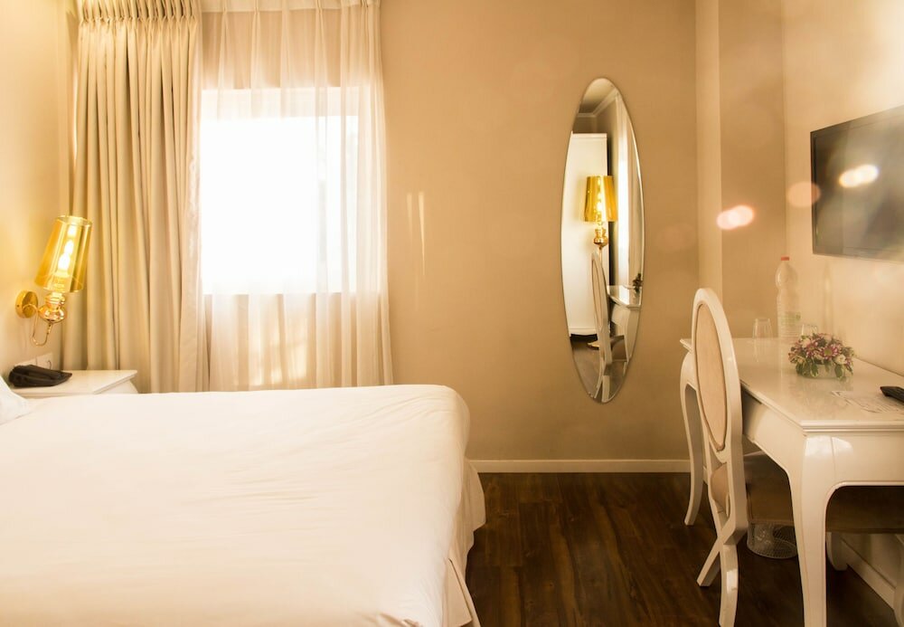 Фото Agripas Boutique Hotel