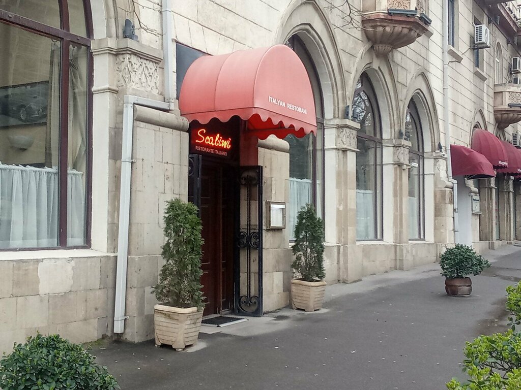 Restoran Scalini Italian, Bakı, foto