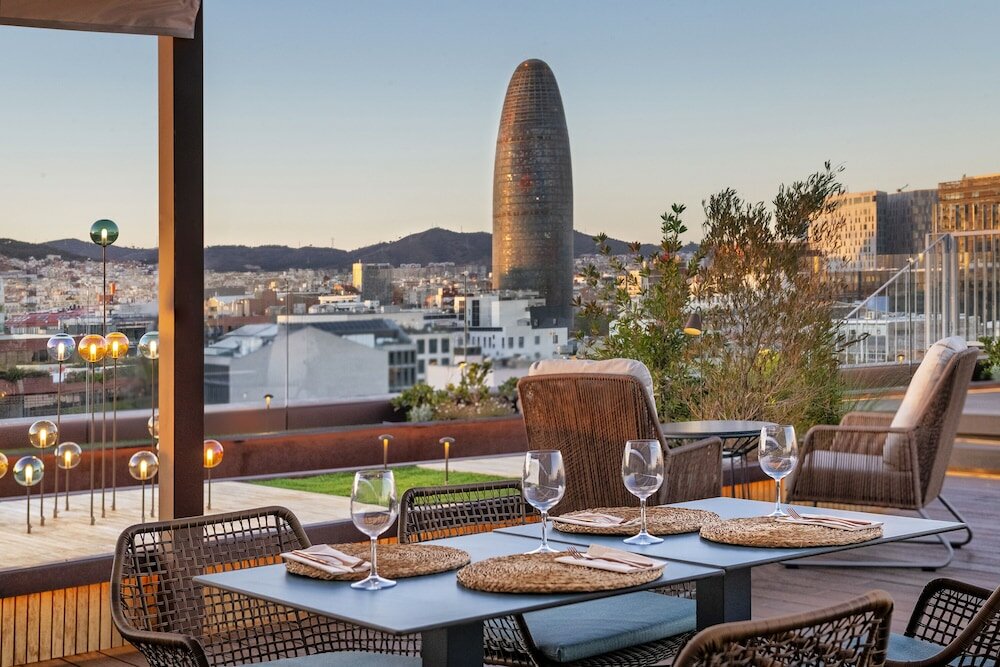 Фото Sallés Hotel Pere IV