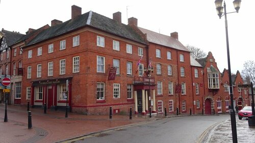 Гостиница The Castle Hotel Tamworth