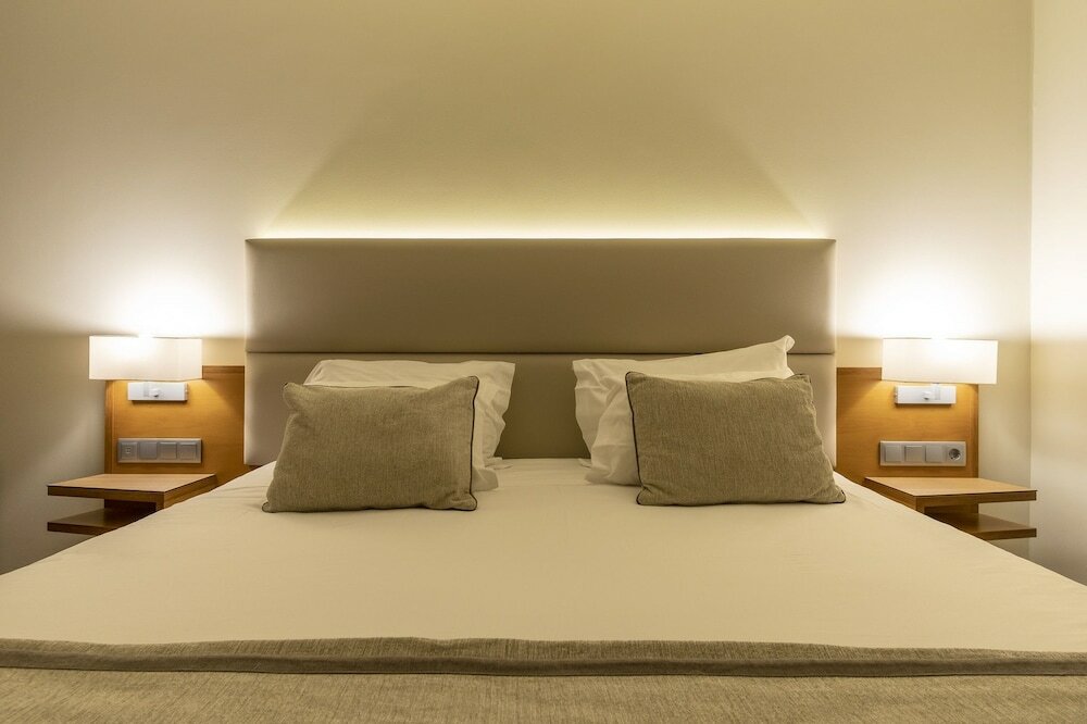 Фото Comfort Inn Ponta Delgada