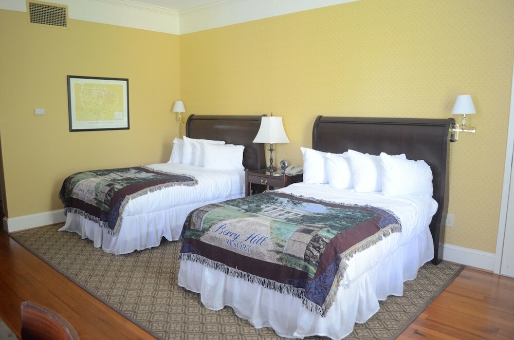 Фото The Berry Hill Resort & Conference Center