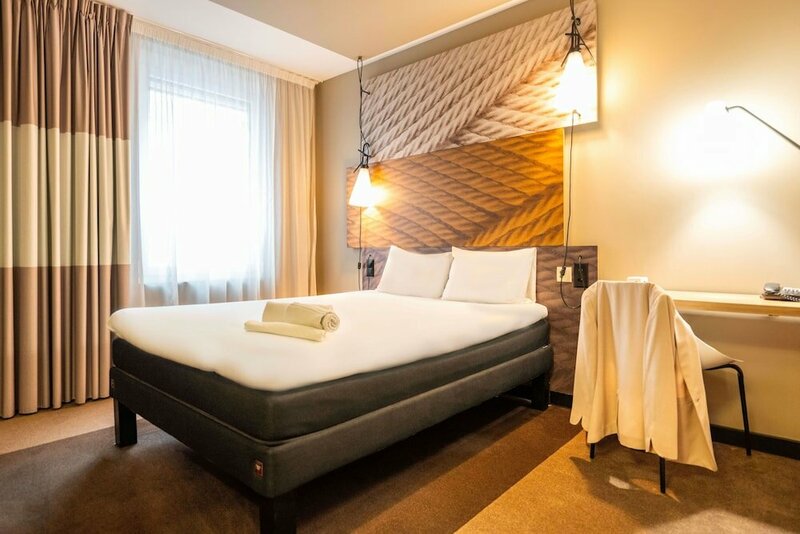 Гостиница ibis Genève Centre Lac Hotel в Женеве