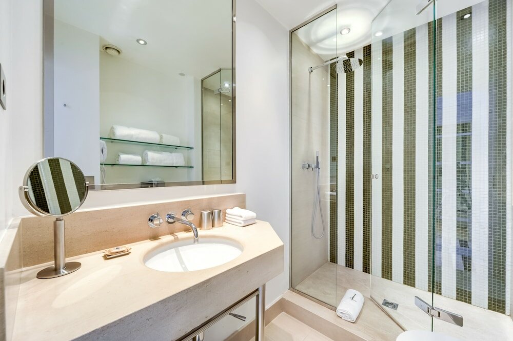 Фото Hôtel Le A