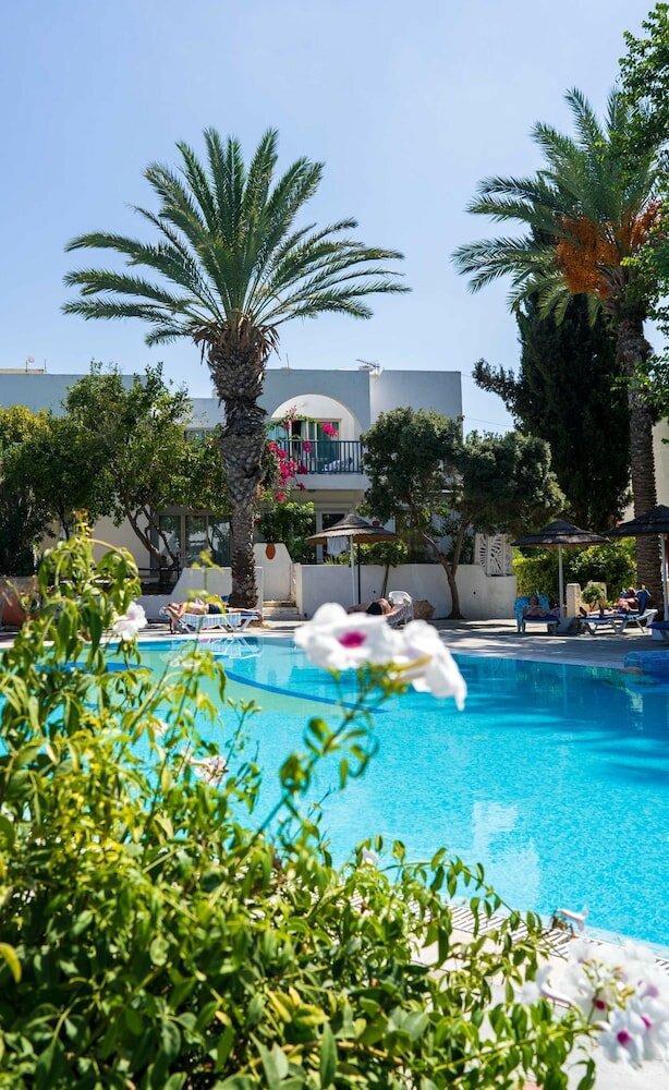 Фото Paphos Gardens Holiday Resort