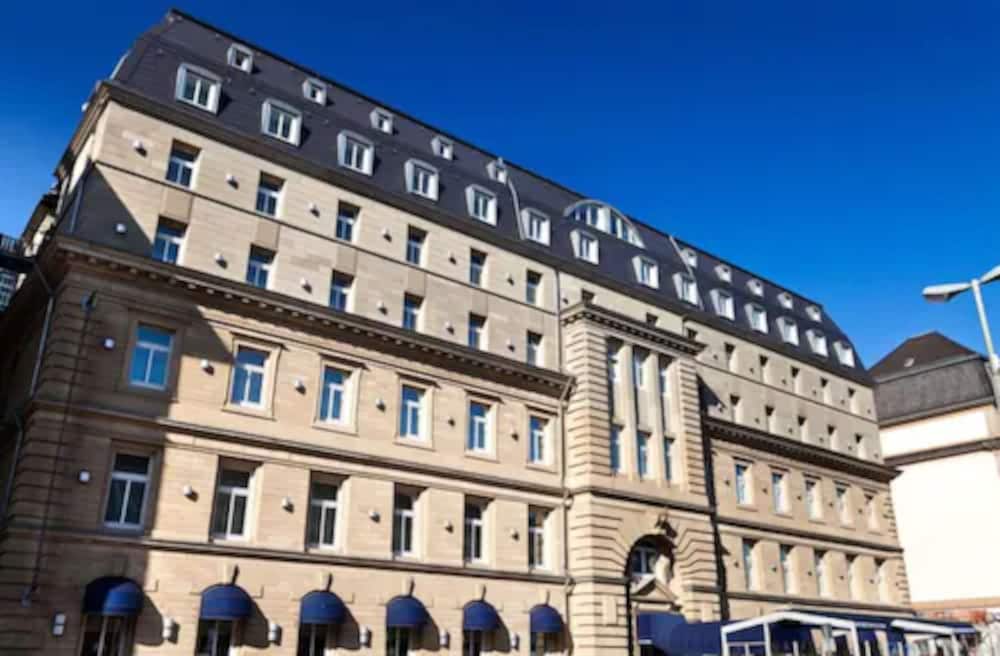 Фото Metropolitan Hotel by Flemings