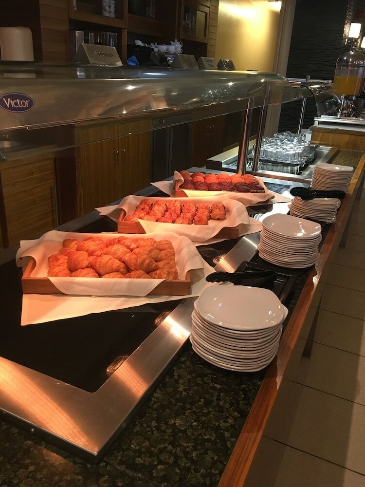 Фото Big Blue Hotel