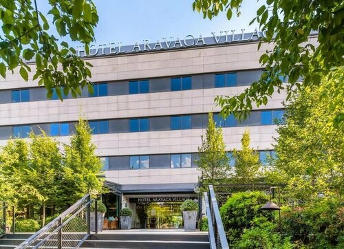 Гостиница Hotel Aravaca Village в Мадриде