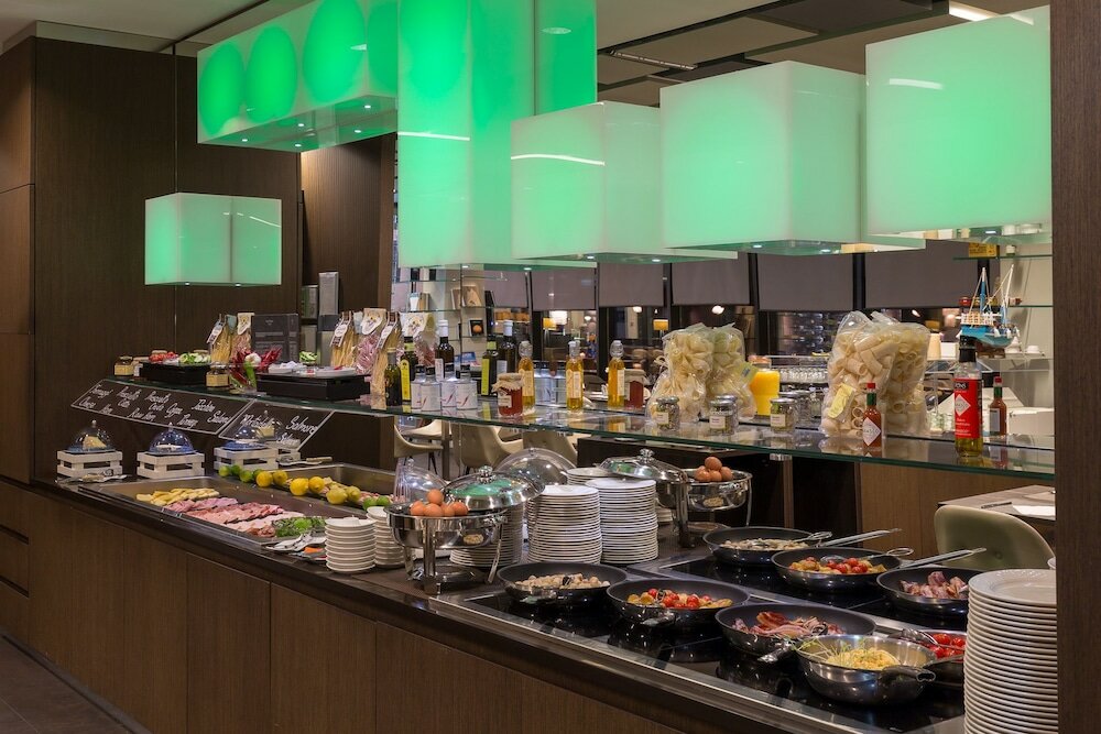 Фото Novotel Lugano Paradiso