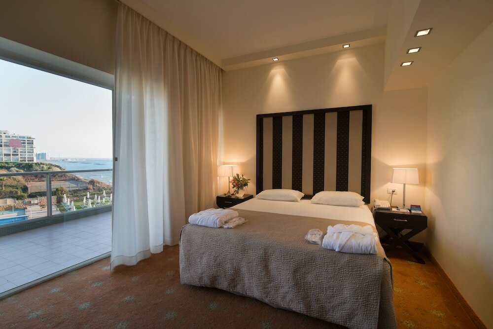 Фото Sharon Hotel Herzliya