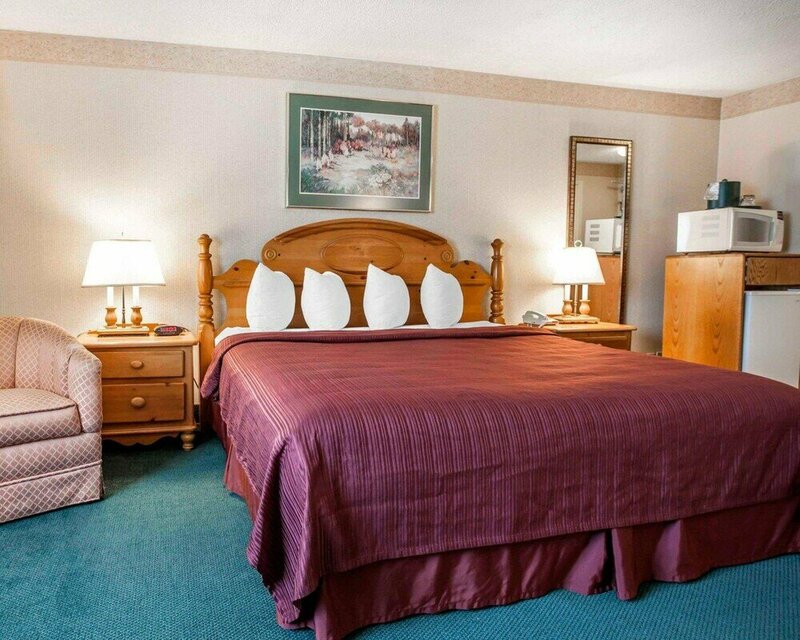 Гостиница Quality Inn & Suites Bremerton near Naval Shipyard в Бремертоне