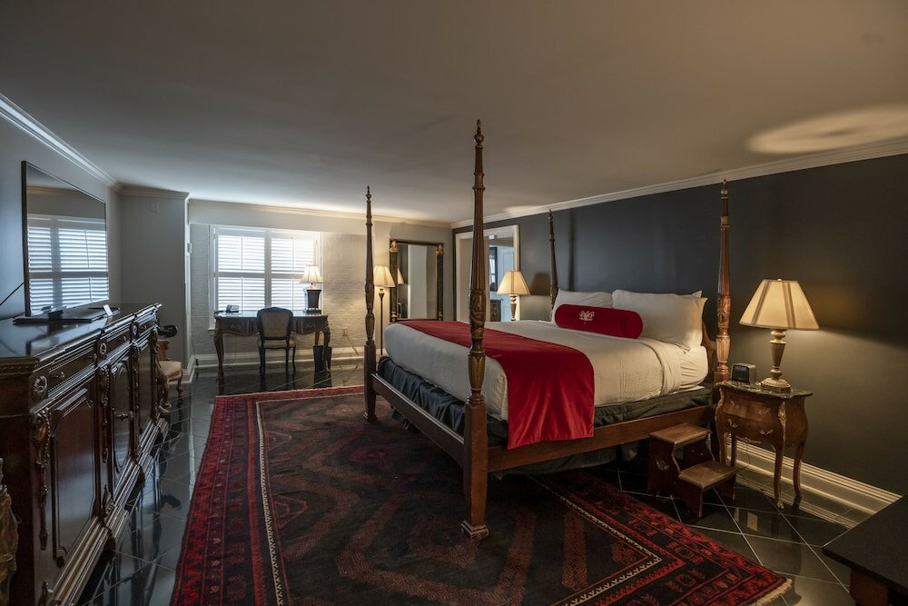 Фото Bourbon Orleans Hotel