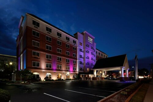 Гостиница Four Points by Sheraton Louisville Airport в Луисвилле