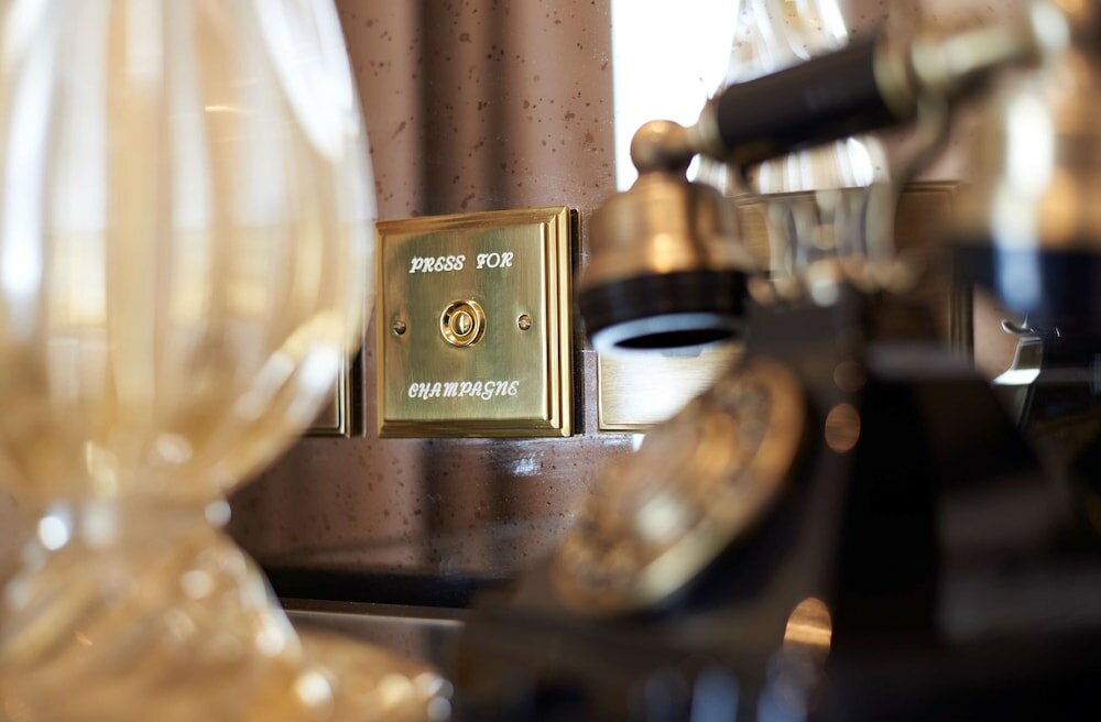 Фото The Waldorf Hilton, London