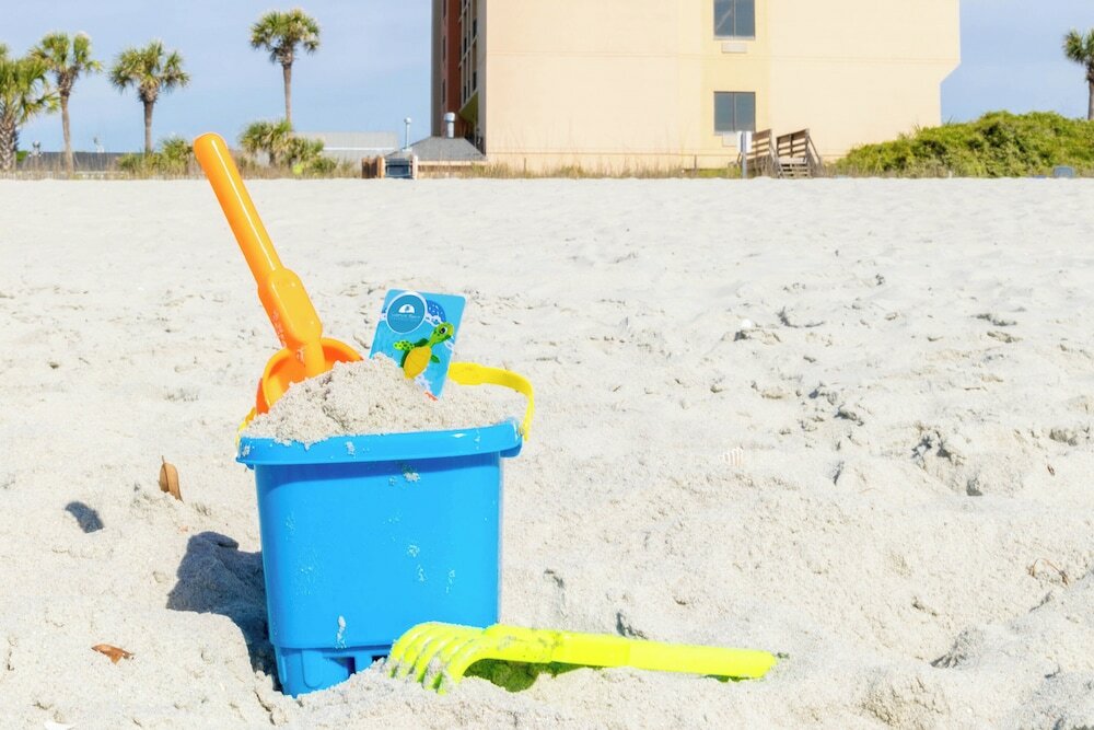 Фото Surfside Beach Oceanfront Hotel