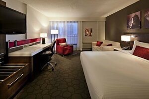 Delta Hotels by Marriott Winnipeg (Saint Mary Avenue, 350), hotel