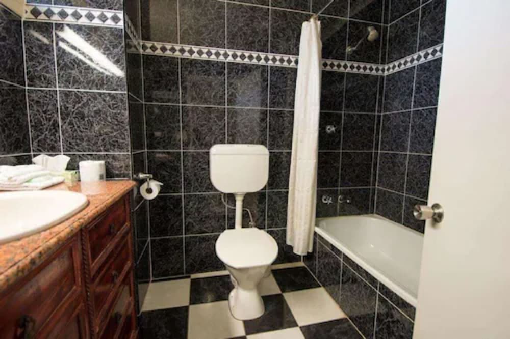 Фото Elkira Court Motel