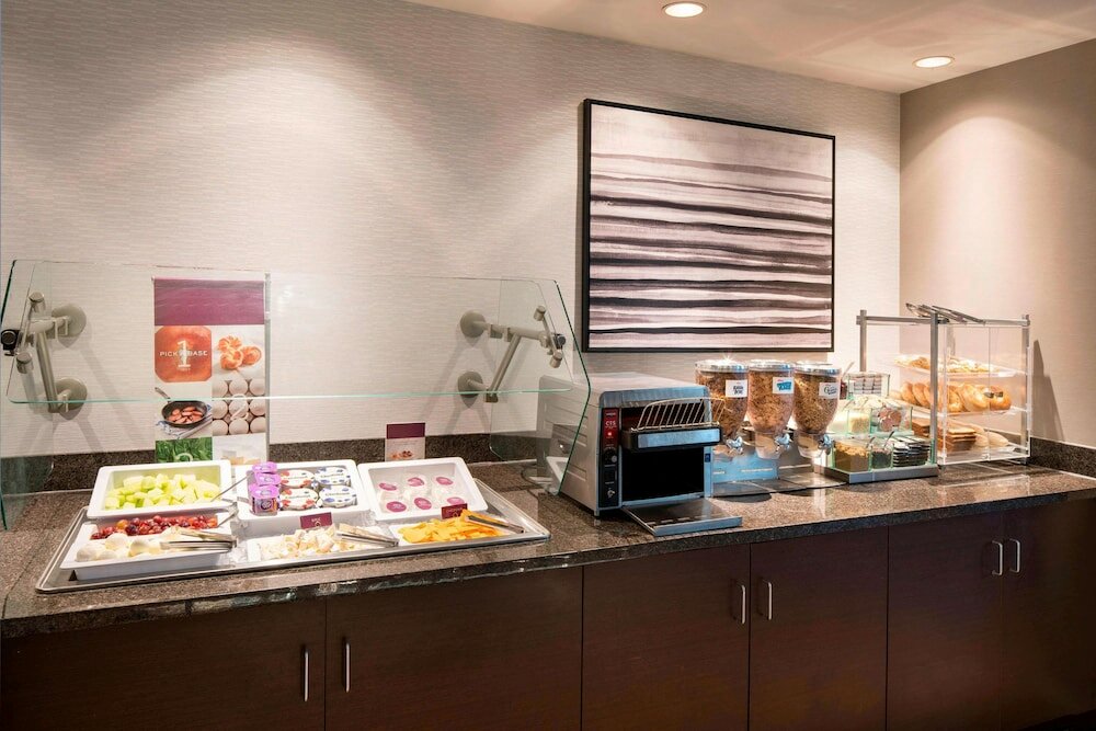 Фото Sonesta Es Suites Scottsdale