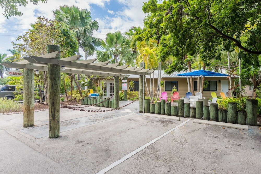 Фото Coconut Mallory Resort And Marina by Kees Vacations