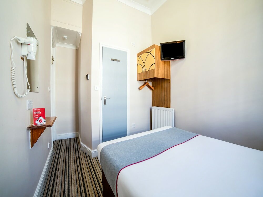 Фото Oyo Vegas Hotel