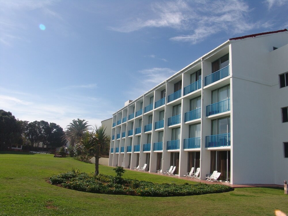 Фото Wilderness Beach Hotel