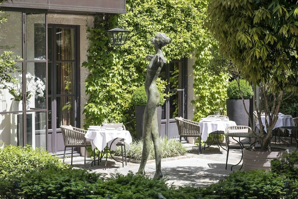 Фото Pavillon de La Reine