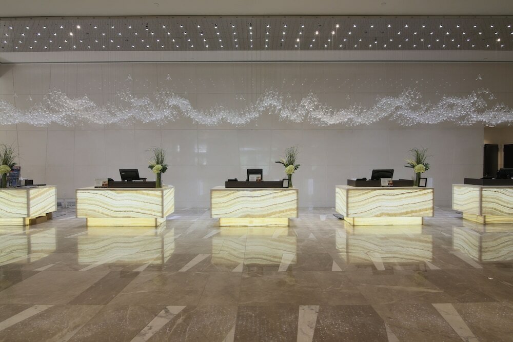 Фото The L.A. Grand Hotel Downtown