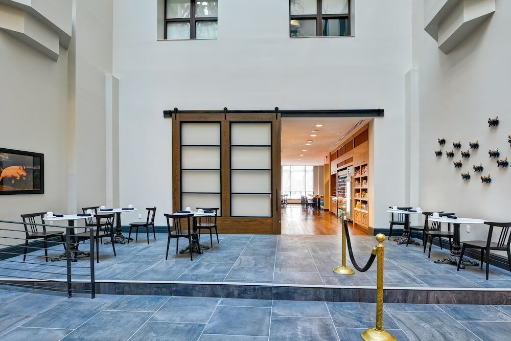 Фото The Cincinnatian Hotel Curio Collection by Hilton