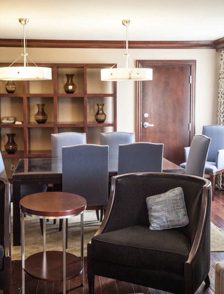 Фото Hilton Raleigh North Hills