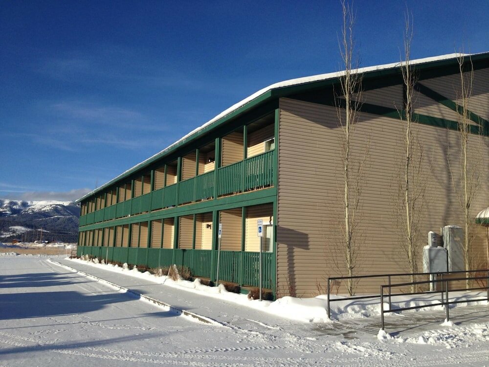 Фото Flying Saddle Resort