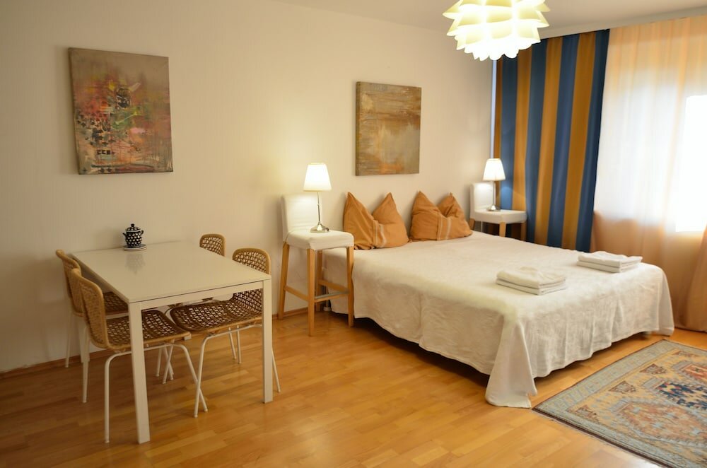 Фото GoVienna Urban Living Belvedere Apartment