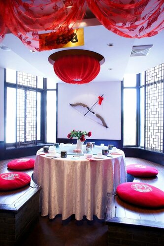 Внешний вид отеля Ruitai Hongqiao Hotel в Чаннине, фото 5