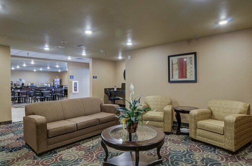 Гостиница Cobblestone Inn & Suites - Kersey