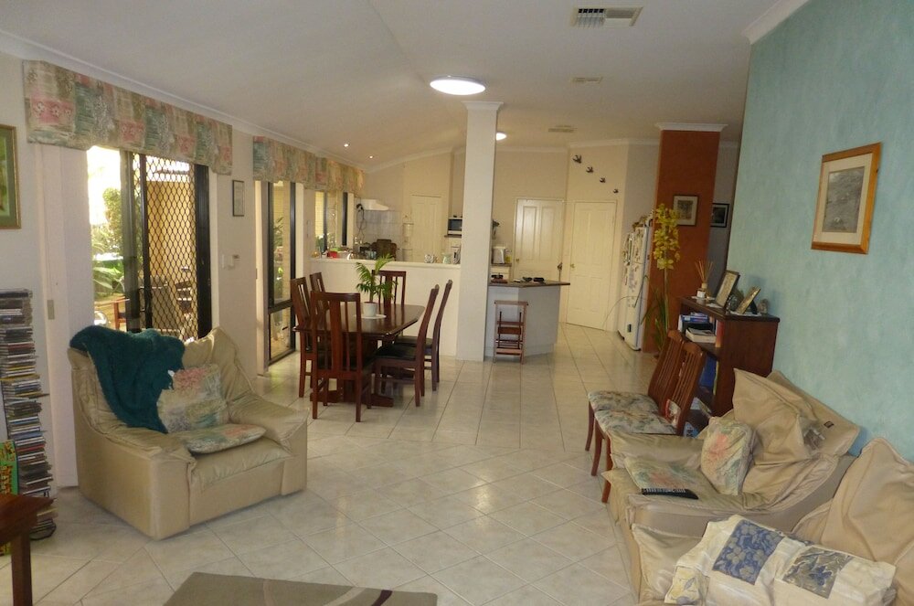 Фото Jennys Retreat B&b