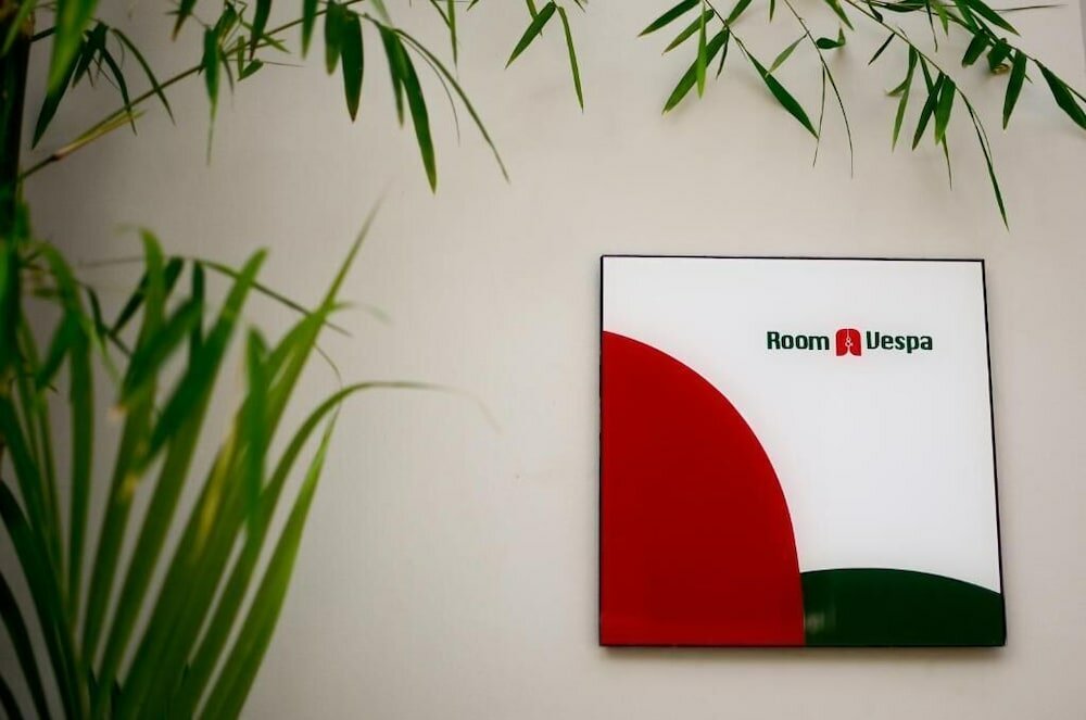 Фото Room & Vespa 1