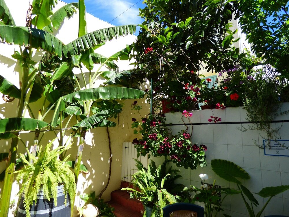 Фото Hostal Campo Nuevo