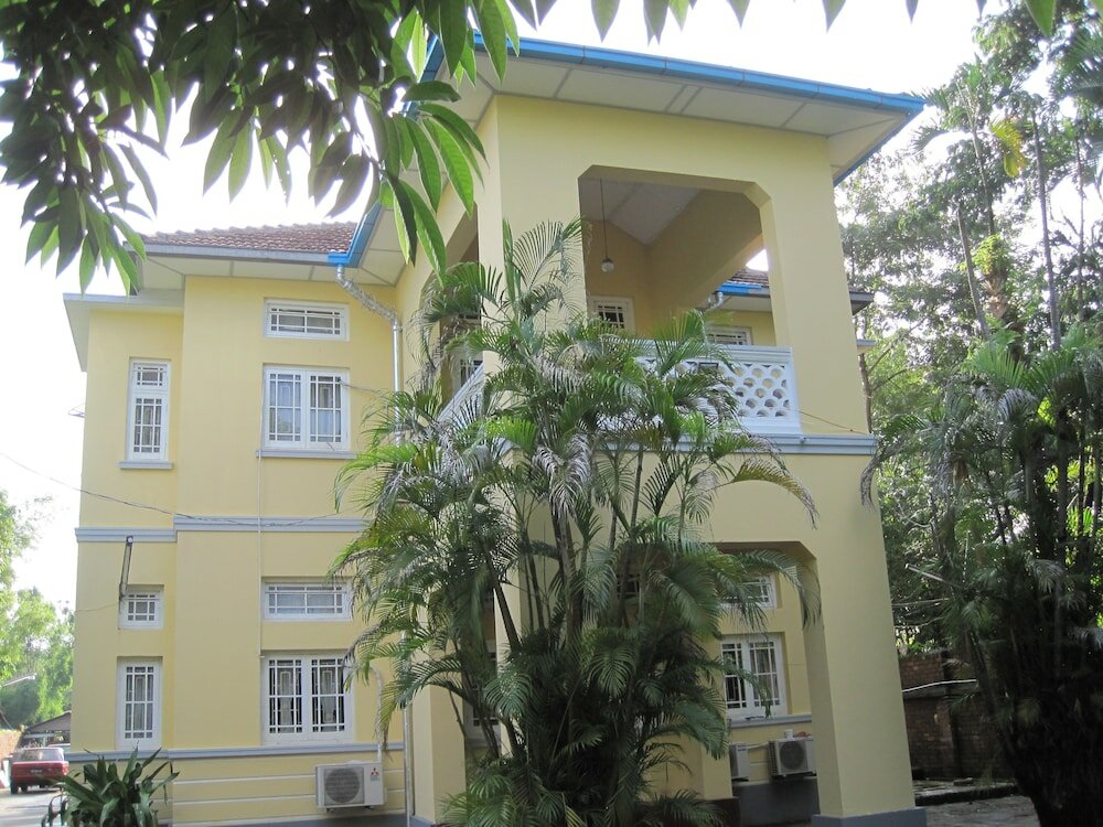 Фото Golden Guest Inn