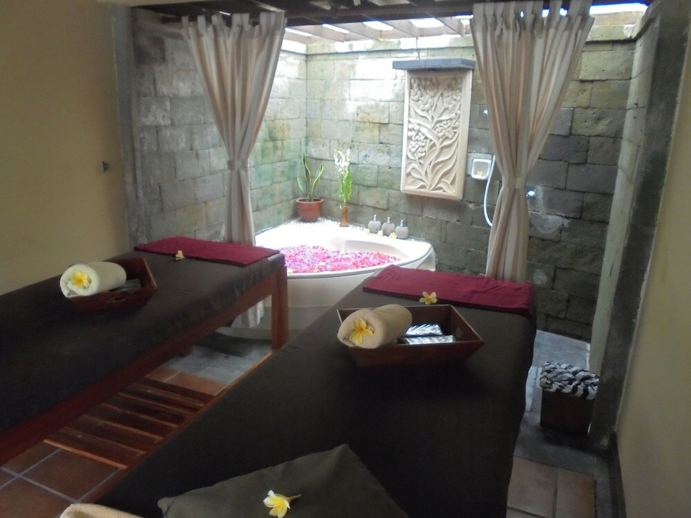 Фото 194778772671