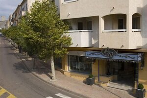 Гостиница Hotel le Rocher