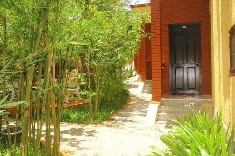 Фото Nang Hon Rom Resort