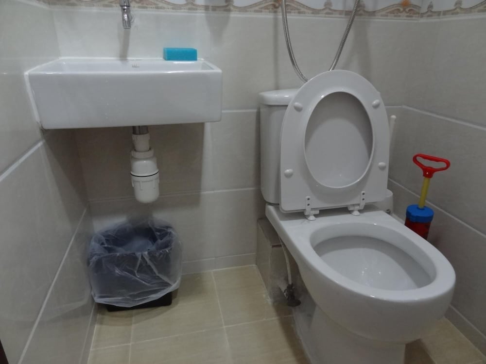 Фото Tai Wah Hostel