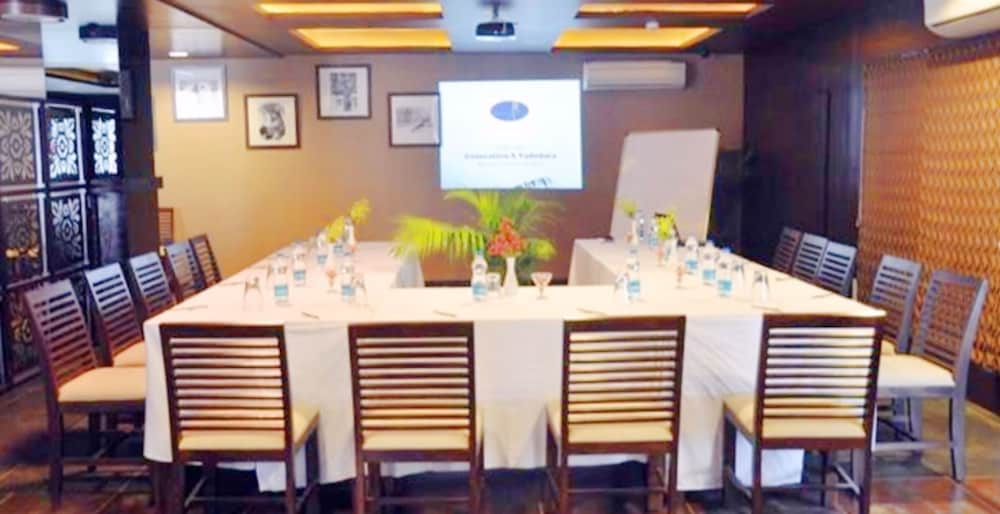 Фото Hotel Clarks Collection Vadodara