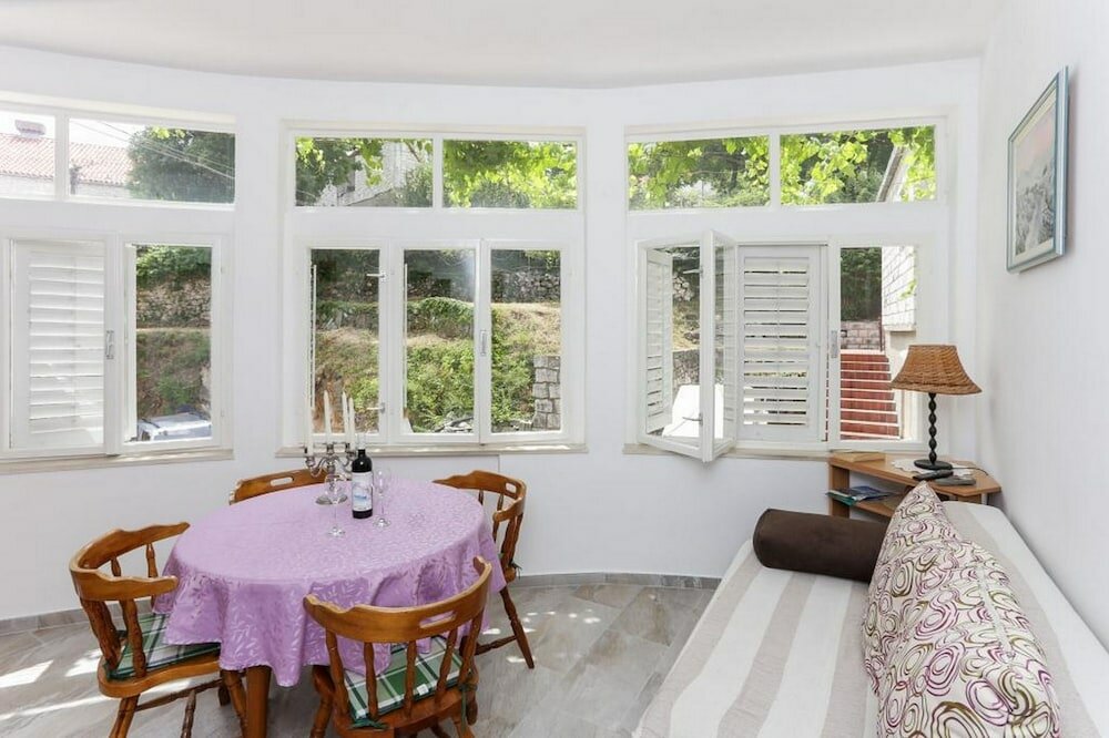 Фото Apartments Sisic