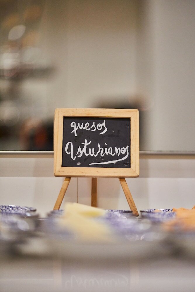 Фото Hotel Silken Ciudad Gijon