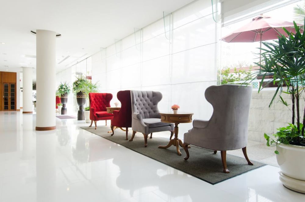 Фото At Ease Saladaeng by AETAS