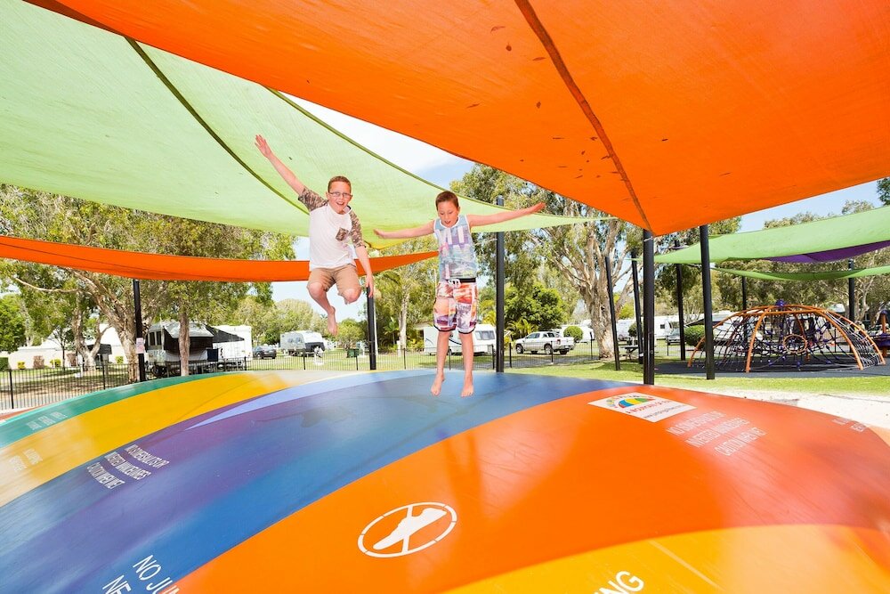 Фото Kirra Beach Tourist Park