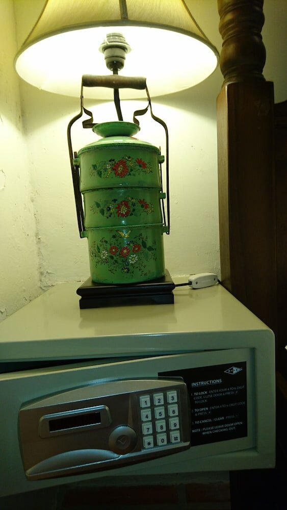 Фото Betel Nut Lodge - Adult Only